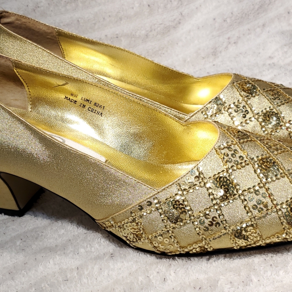 Dolce by pierre gold block heels size 8w